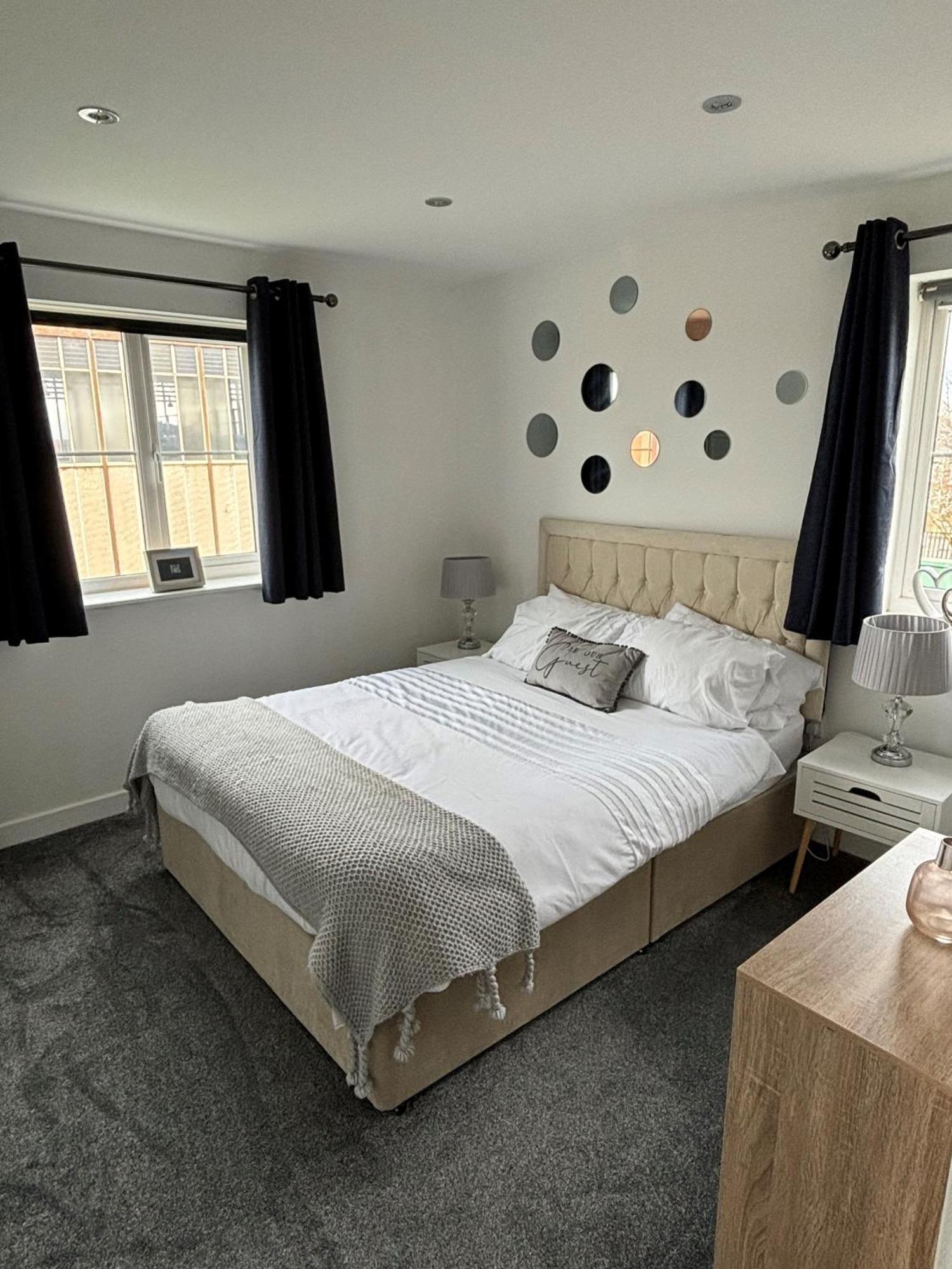 Cathedral Apartment Lichfield Esterno foto